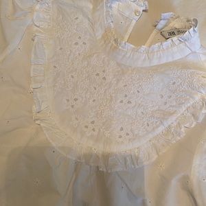 White Zara top with embroidery- worn once!
